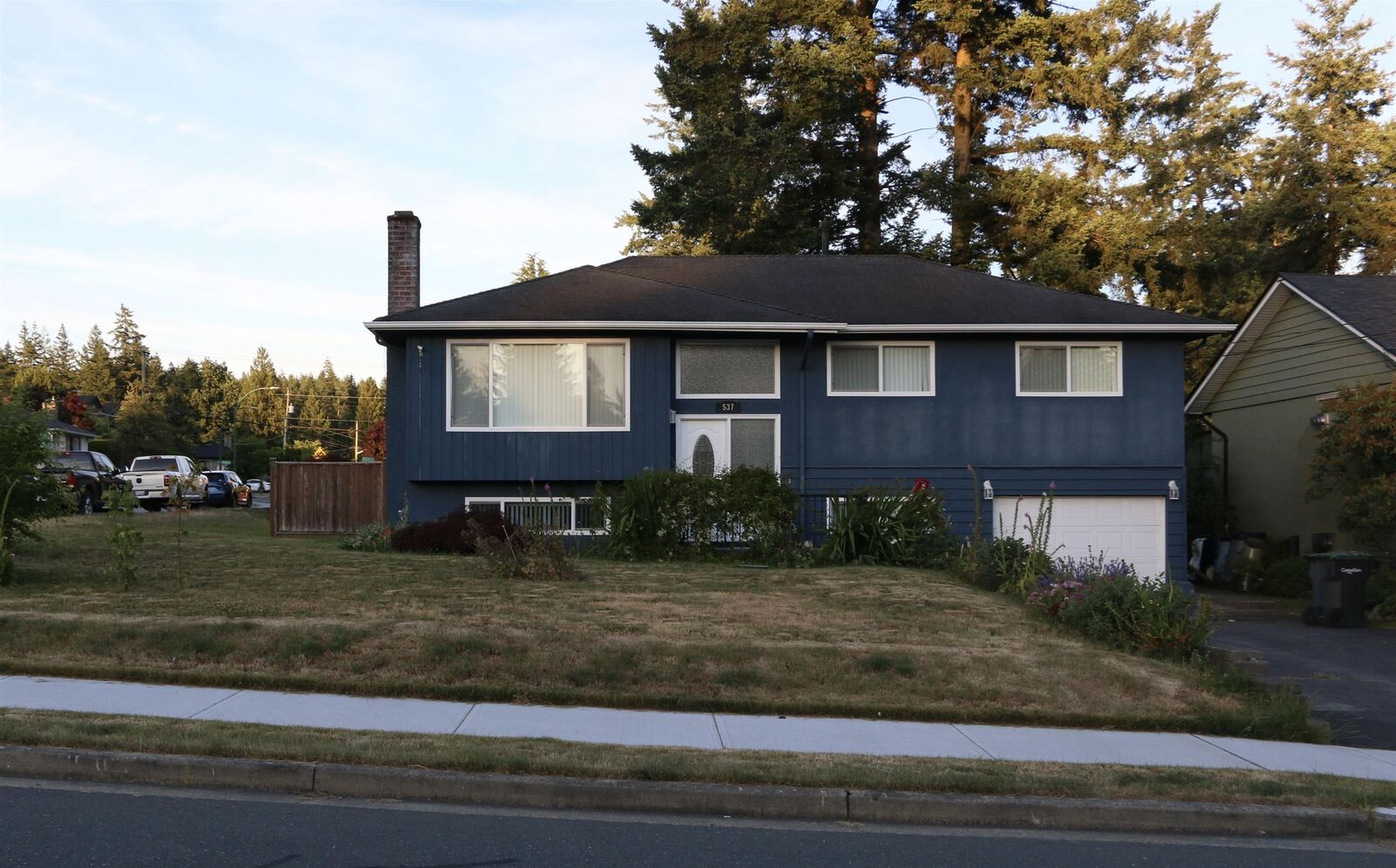 Property Photo: 537 Draycott Street BC V3J 6M4
