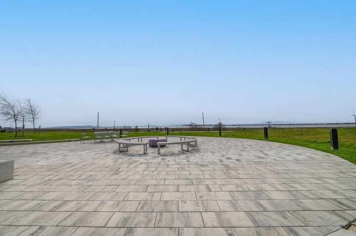 Property Photo:  2463 Rabbit Drive 101  BC V4M 0G6 