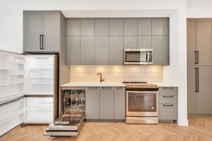 Property Photo:  14968 101A Avenue 310  BC V3R 0T1 