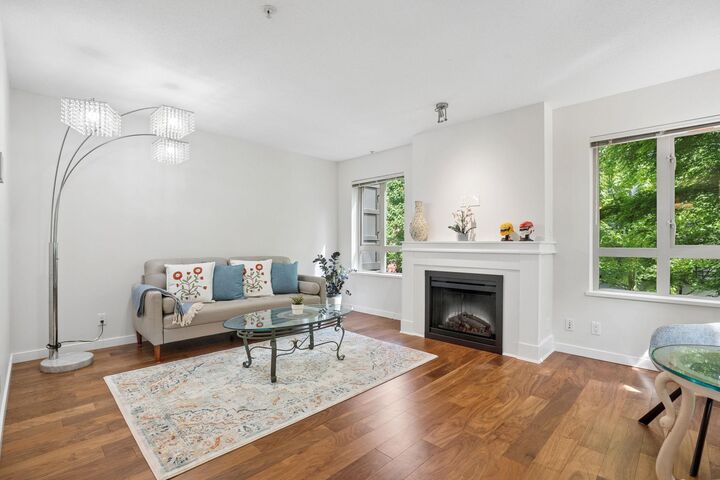 Photo de la propriété:  3097 Lincoln Avenue 206  BC V3B 0E3 