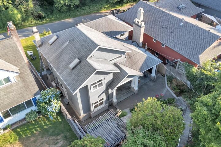 Property Photo: 425 Tempe Crescent BC V7N 1E7