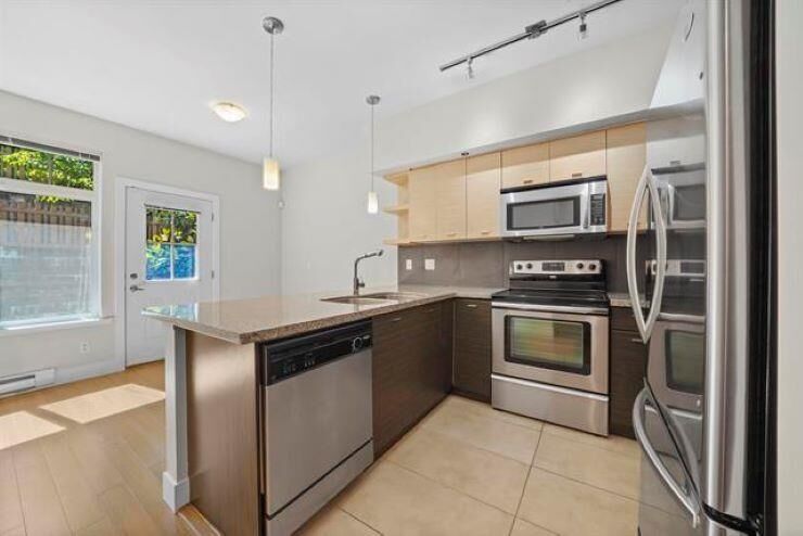 Property Photo:  6299 144 Street 31  BC V3X 1A2 