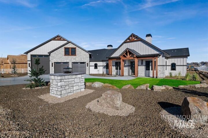 Property Photo:  6198 E Greenhill St.  ID 83687 