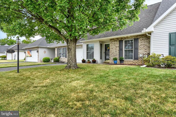 Property Photo:  38 Ridgeway Drive  PA 17050 