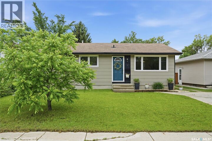 Property Photo: 130 Birch Crescent SK S7N 2M3