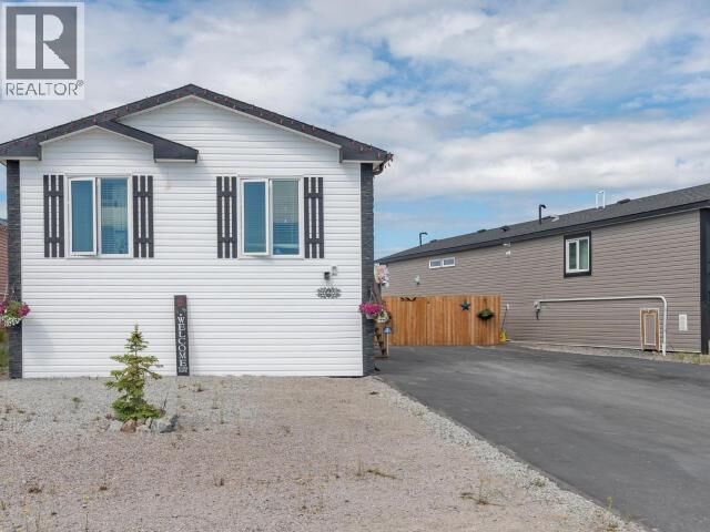 Property Photo:  420 Hall Crescent  NT X1A 0C6 