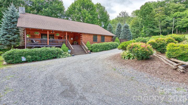 Property Photo:  41 Nanny Patch Cove  NC 28751 