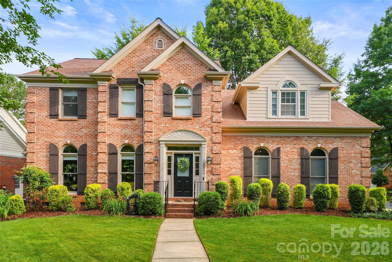Property Photo:  16002 Prestwoods Lane  NC 28078 