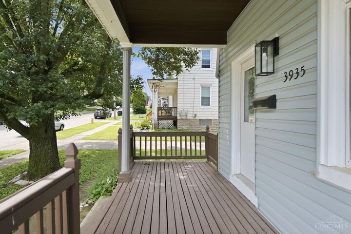 Property Photo: 3935 Lovell Avenue OH 45211
