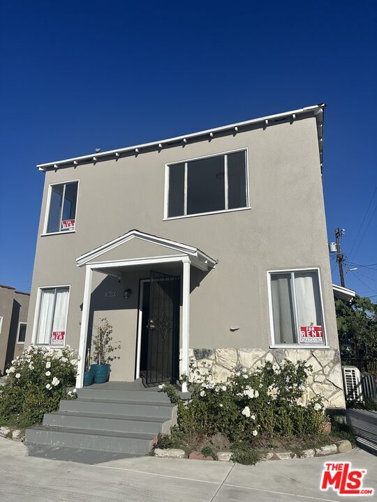 Property Photo: 1613 Exposition Blvd CA 90018