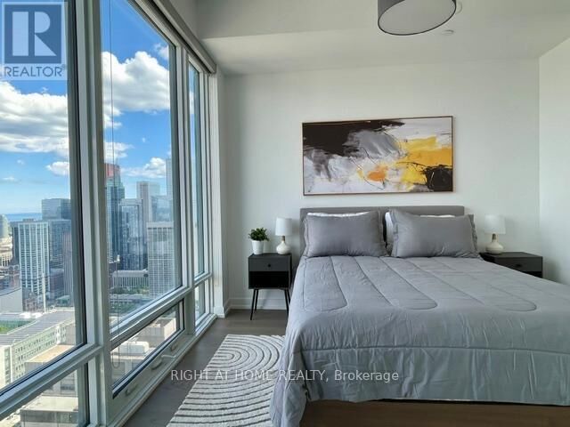 Property Photo:  488 University Avenue 4106  ON M5G 0C1 