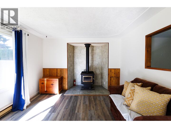 Property Photo: 6182 Kilby Road BC V8G 0E1