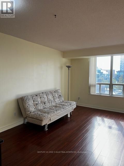 Property Photo:  28 Empress Avenue 716  ON M2N 6Z7 