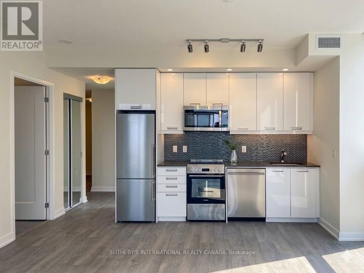 Property Photo:  99 John Street 3807  ON M5V 0S6 