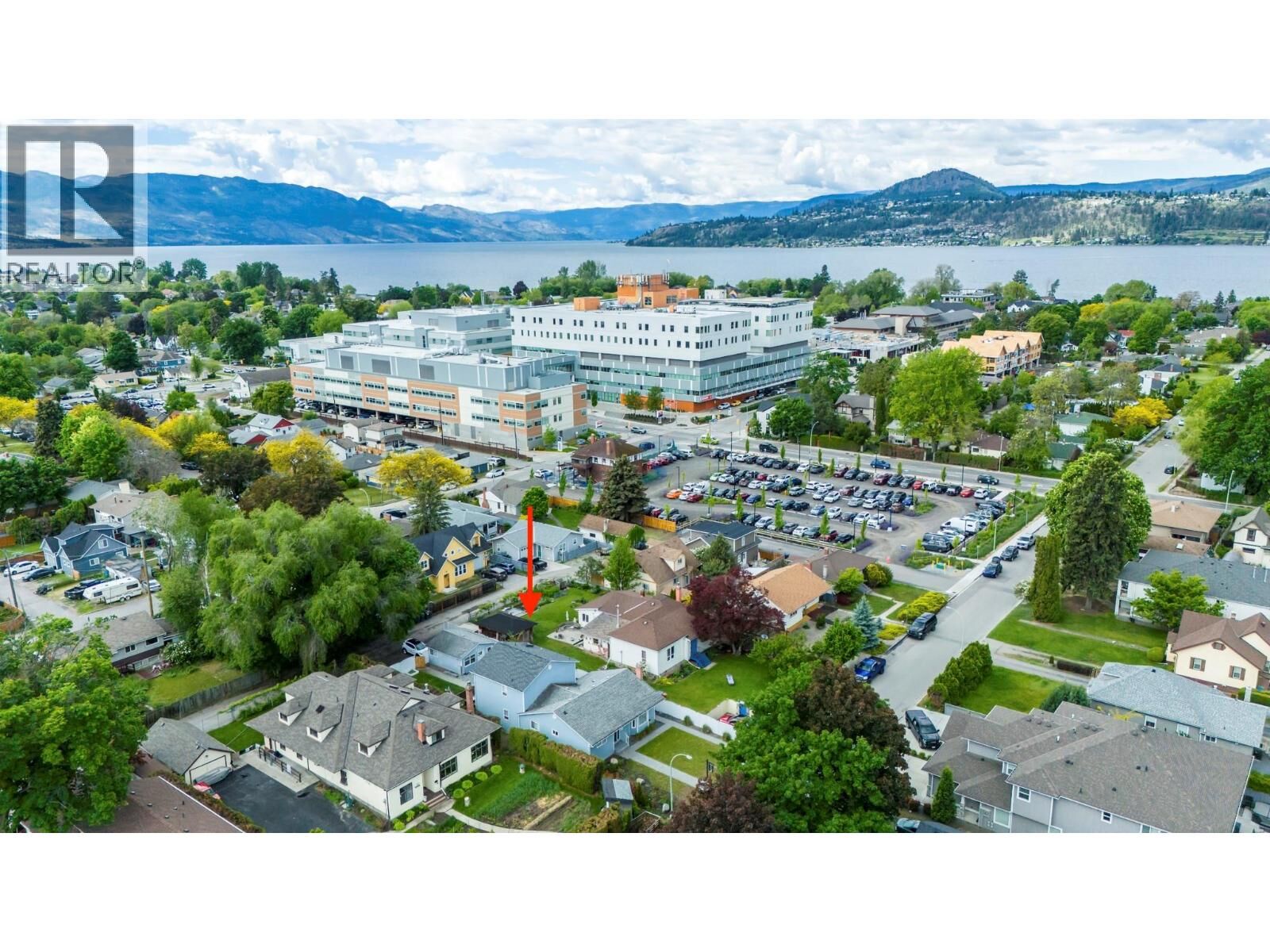 Property Photo: 633 Glenwood Avenue BC V1Y 5M2