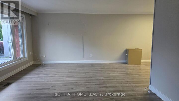 Property Photo:  20 May Avenue  ON L4C 3S6 
