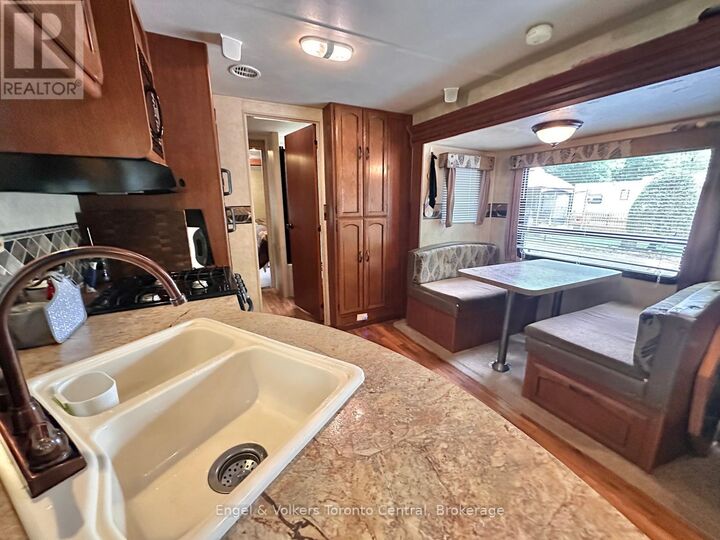 Property Photo:  7489 Sideroad 5 E W 22  ON N0G 2L0 