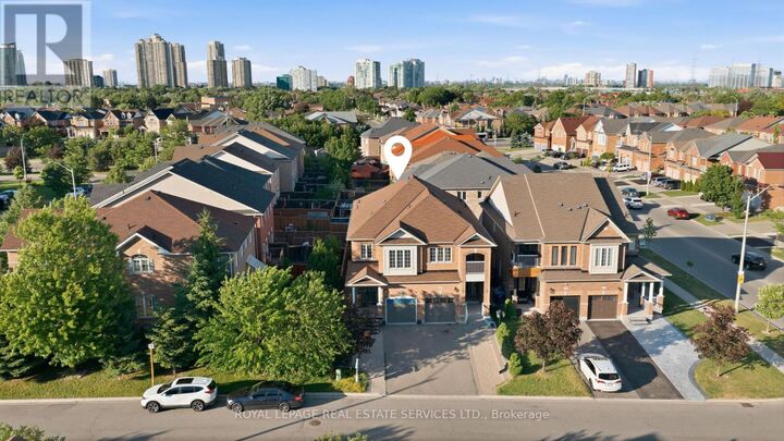 Property Photo:  4309 Trail Blazer Way  ON L5R 0A9 
