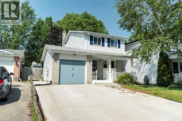 Property Photo:  125 Cornerbrook Crescent A  ON N2V 1L3 
