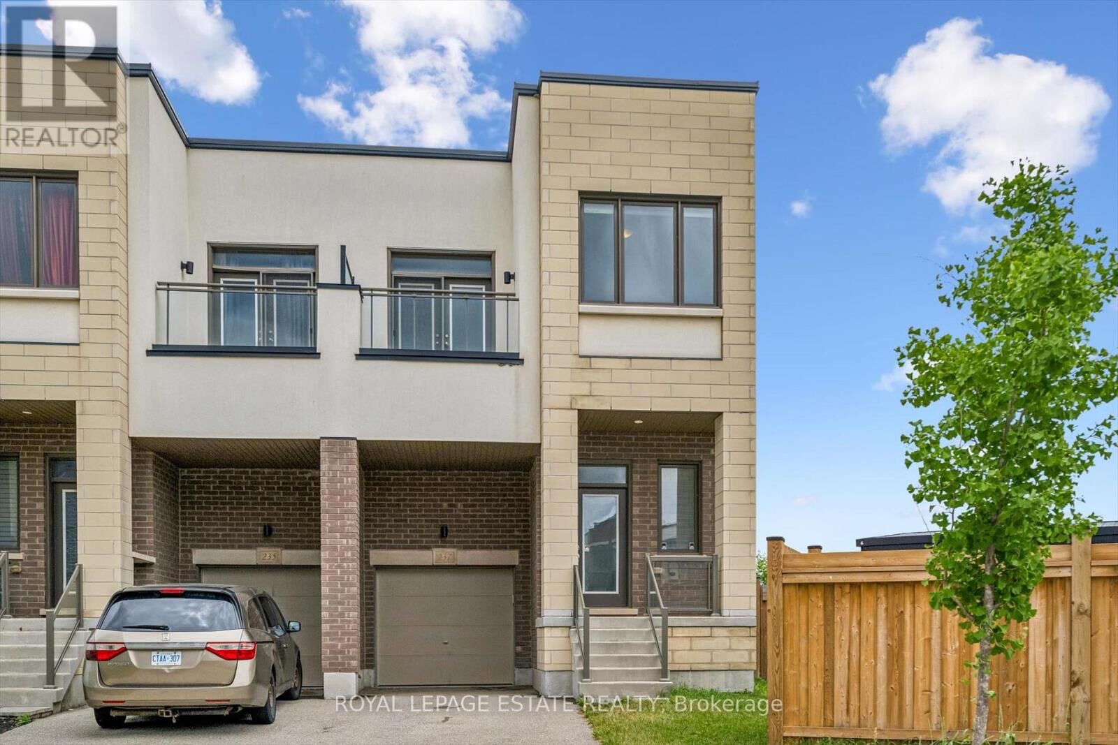 Property Photo:  237 Fowley Drive  ON L6H 0P4 