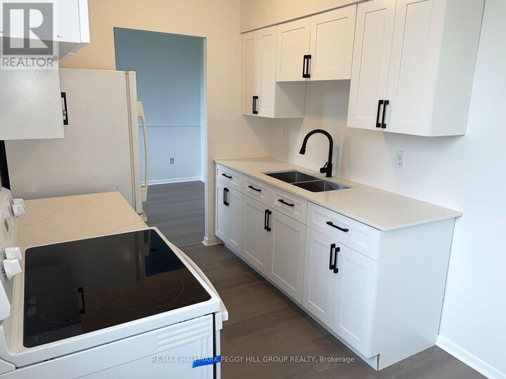 Property Photo:  1900 Sheppard Avenue East 208  ON M2J 4T4 
