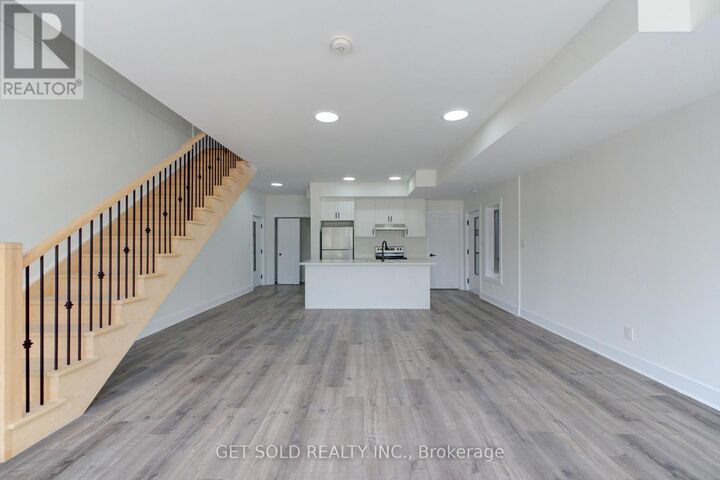 Property Photo:  6701 Thorold Stone Road 12  ON L2J 1B3 