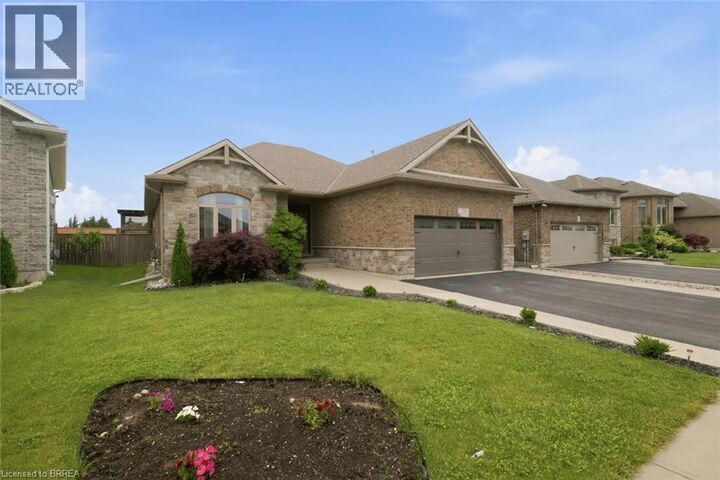 Property Photo:  75 Driftwood Drive  ON N3Y 0B4 