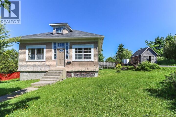 Property Photo:  61 Mount Pleasant Avenue  NB E2J 1T1 