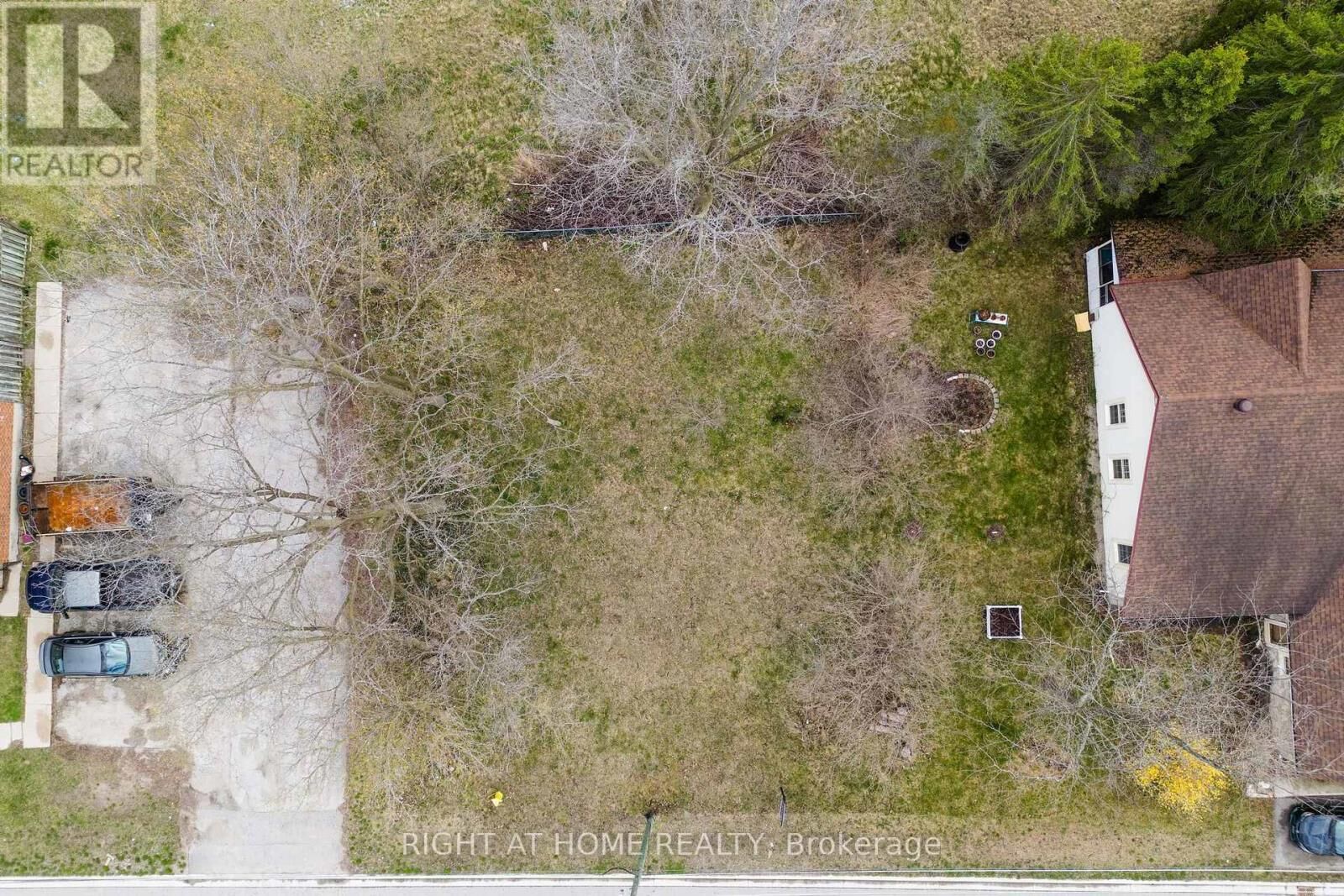 Property Photo:  98 King Street  ON L0M 1B0 