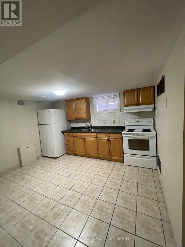 Property Photo:  27 Wanita Road  ON M1C 1V3 
