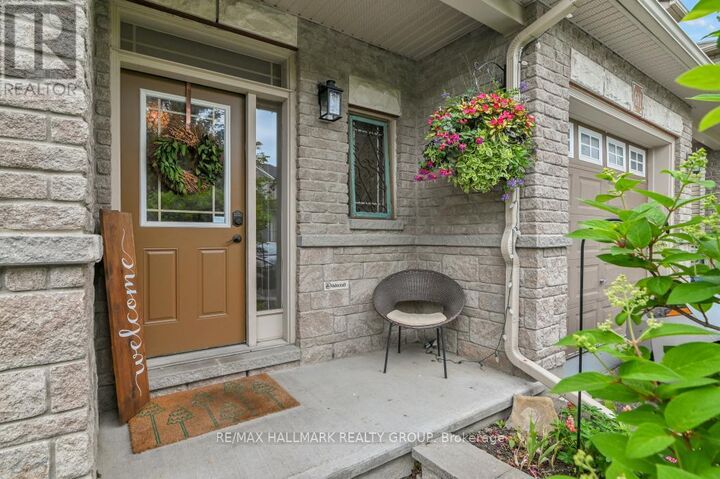 Property Photo:  679 Percifor Way  ON K1W 0E2 