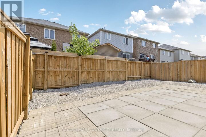 Property Photo: 25 Munro Circle ON N3T 0R1