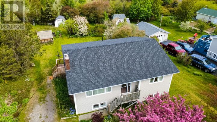 Property Photo:  15 Kelliview Crescent  NL A1X 6Z5 
