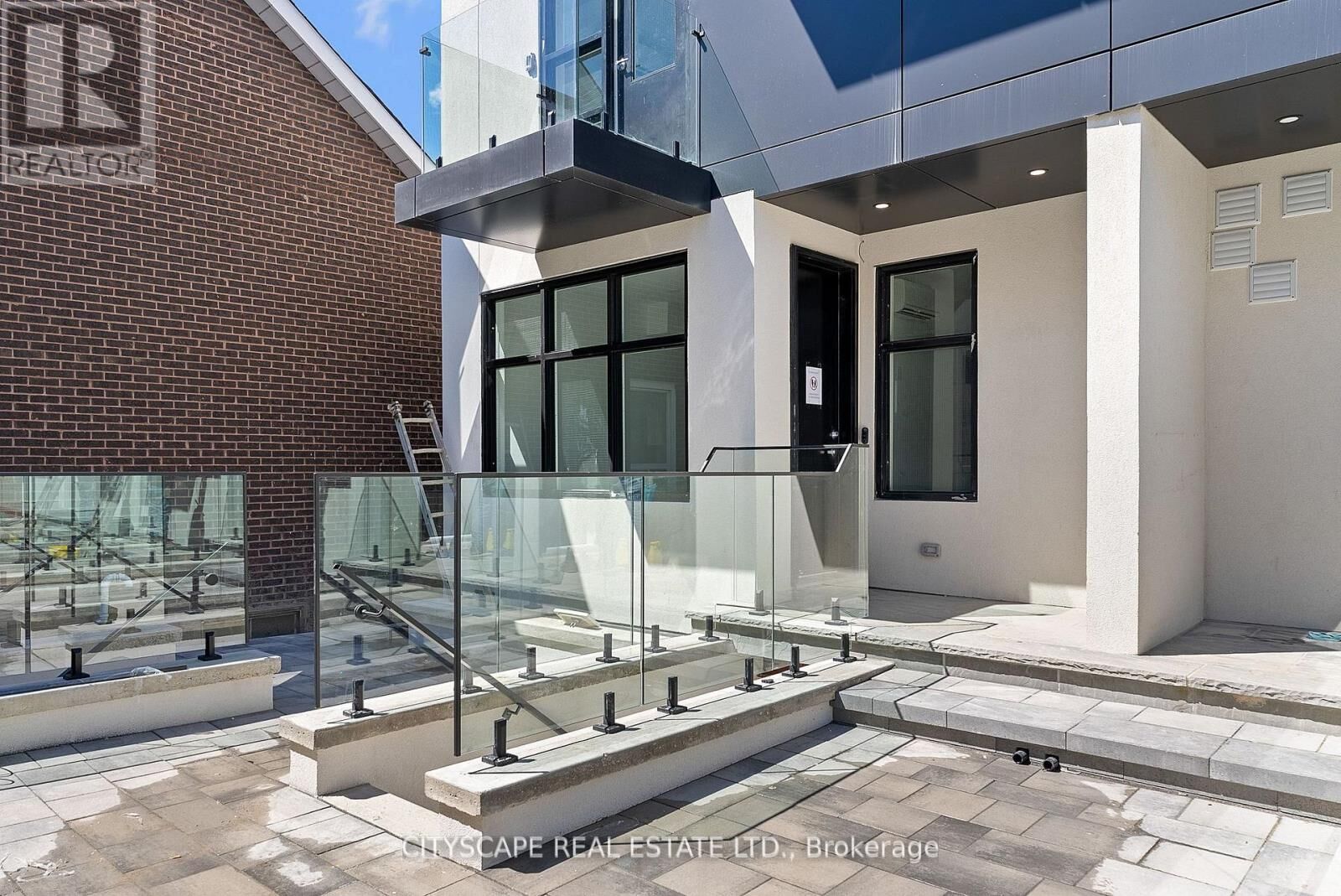 Property Photo: 587 Oakwood Avenue 2 - Main ON M6E 2X8