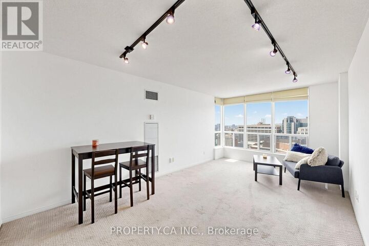 Property Photo:  750 Bay Street 3303  ON M5G 1N6 
