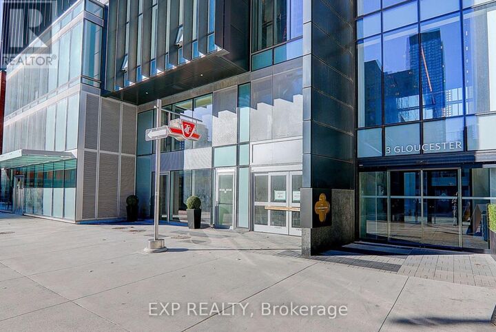 Property Photo:  3 Gloucester Street 2810  ON M4Y 0C6 
