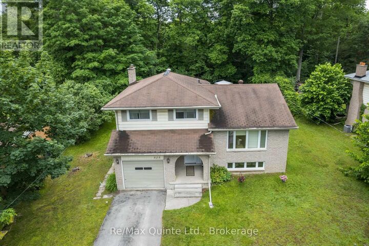 Property Photo:  525 Whites Road  ON K8V 5P8 