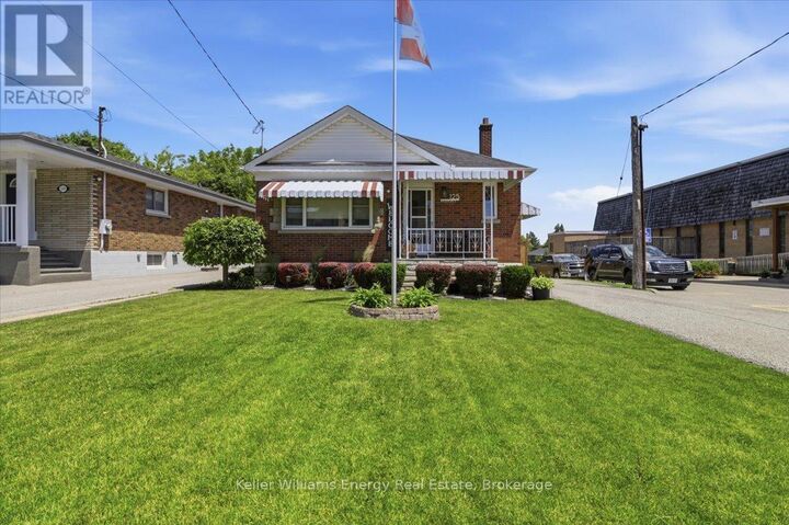 Property Photo:  125 Wilson Road South  ON L1H 6B9 