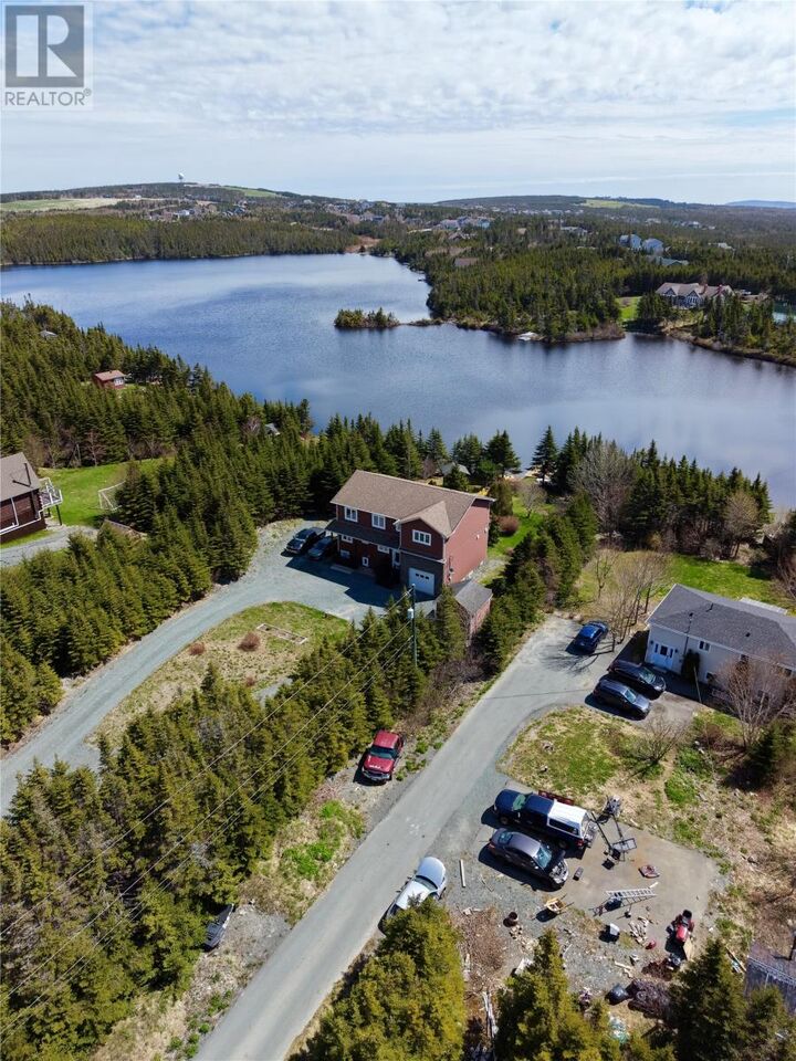 Property Photo: 84 Farm Road NL A1M 2T2