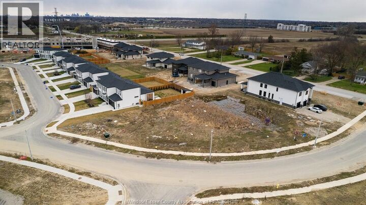 Property Photo:  4965 Terra Bella Drive  ON N9H 0N2 