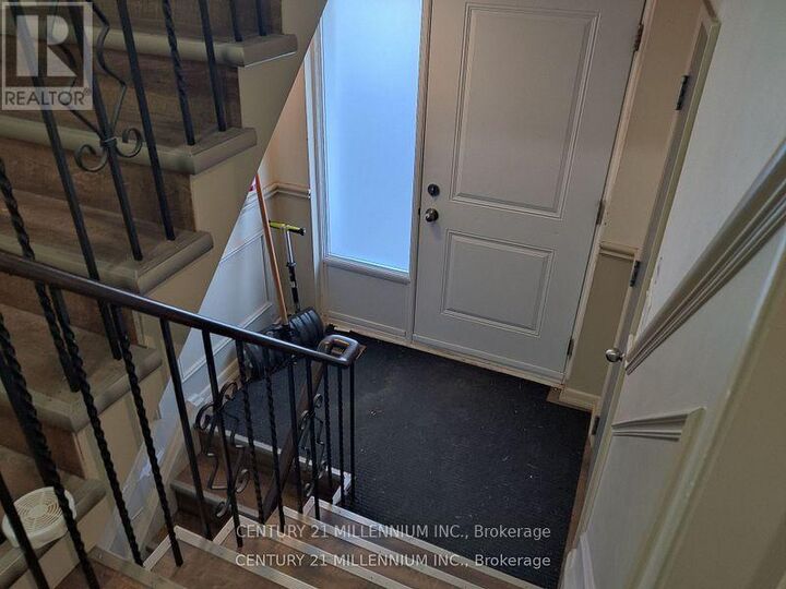 Property Photo: 59 Garthdale Court Main ON M3H 5P7