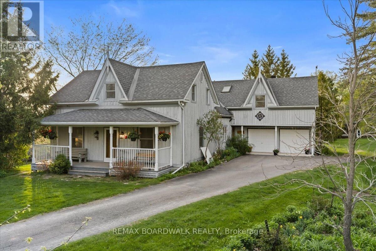 Property Photo:  2464 Scrivens Drive  ON K0A 2P0 