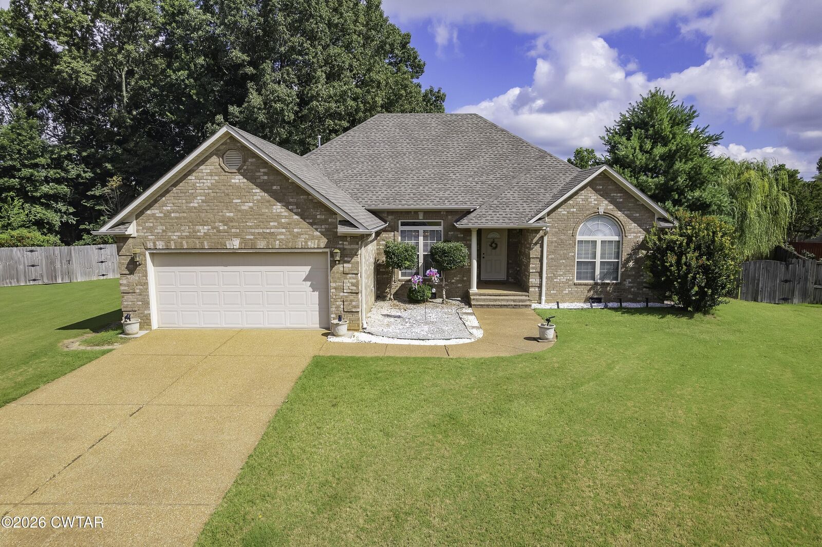 Property Photo: 87 Lennox Village Drive TN 38305