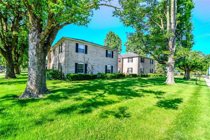 Property Photo:  290 E Alex Bell Road  OH 45459 