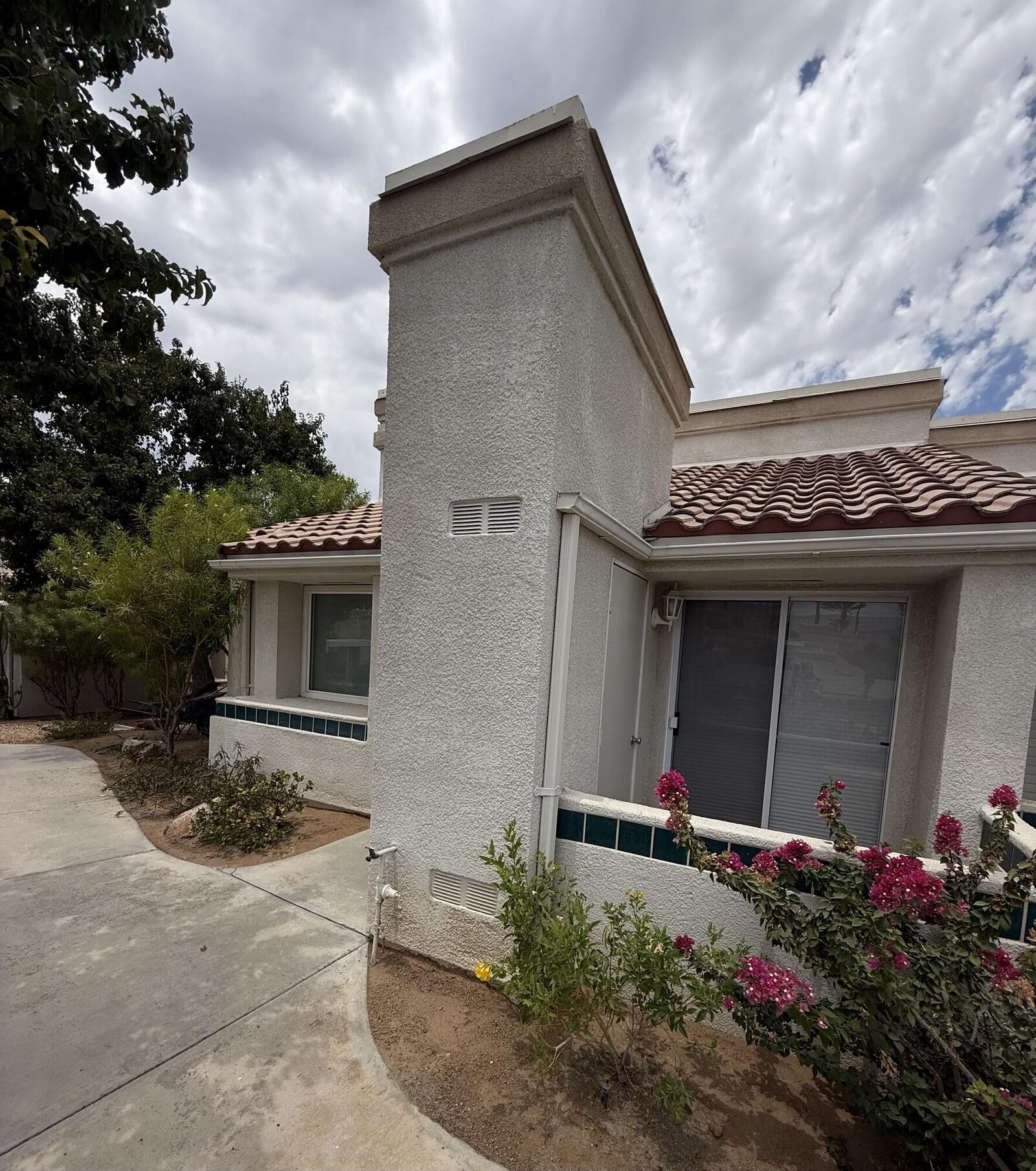 Property Photo:  74800 Sheryl Avenue 1-4  CA 92260 