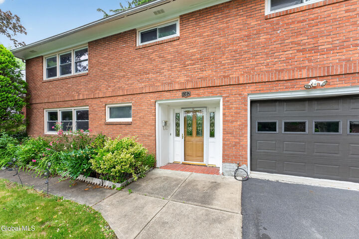 Property Photo: 1082 Cornelius Avenue NY 12309