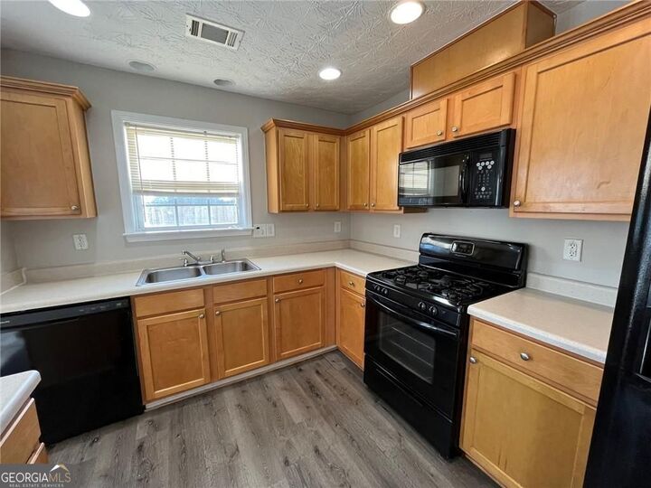 Property Photo:  1854 Pierce Way  GA 30519 