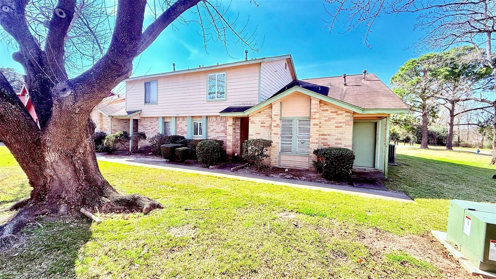 Property Photo: 1927 Country Village Boulevard B TX 77338