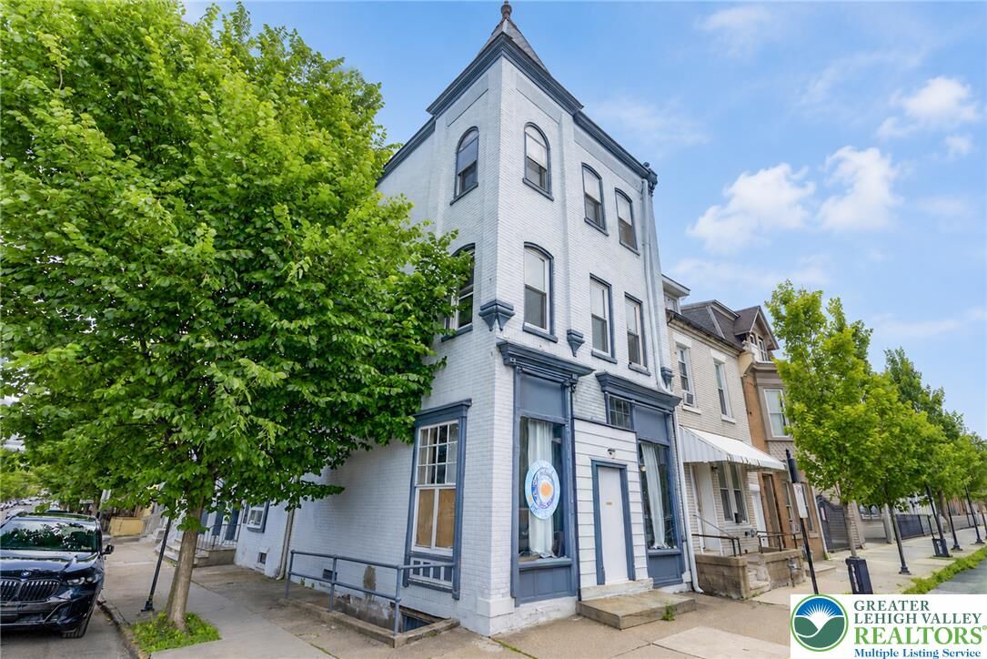 Property Photo: 247 N 10th Street PA 18102