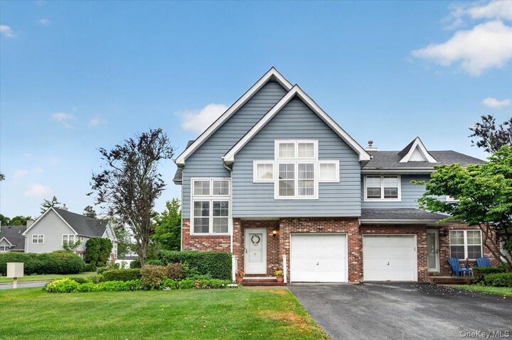 Property Photo:  41-43 Broadlawn Drive 41 And 43  NY 11722 